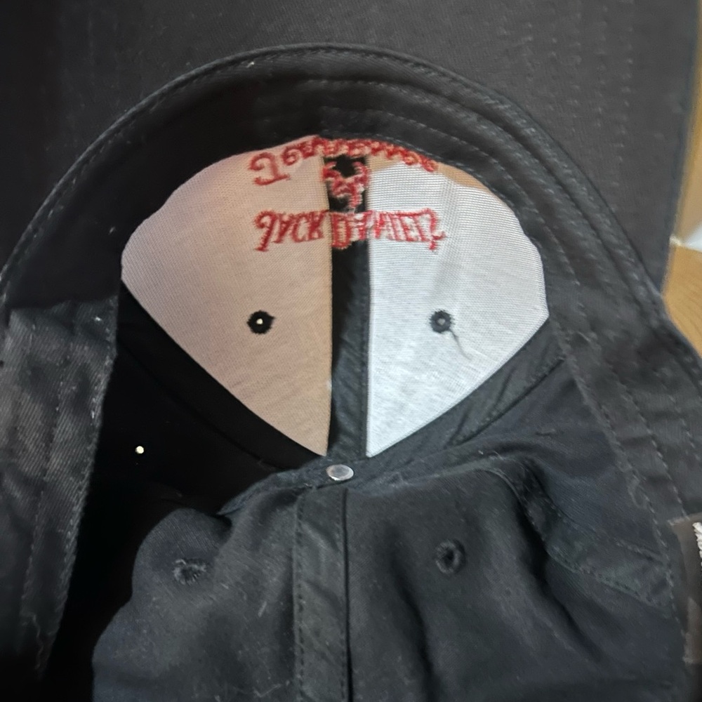 Jack Daniel's Tennessee Fire Black Cap with Red Embroidery - Picture 3 of 5